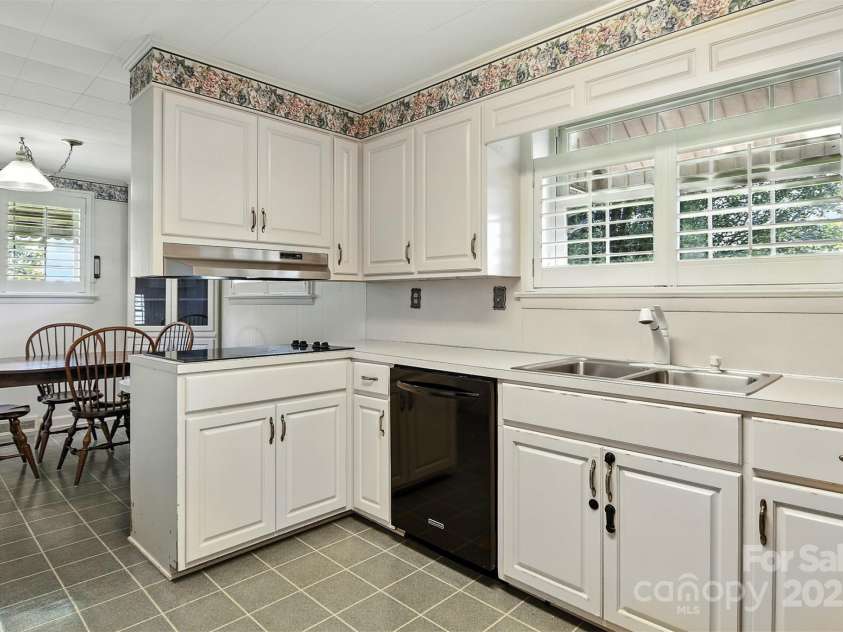 3968 US Hwy 321A Highway, Hudson, NC 28638.  MLS# CAR4324624, YatesRealty ID 32856. 