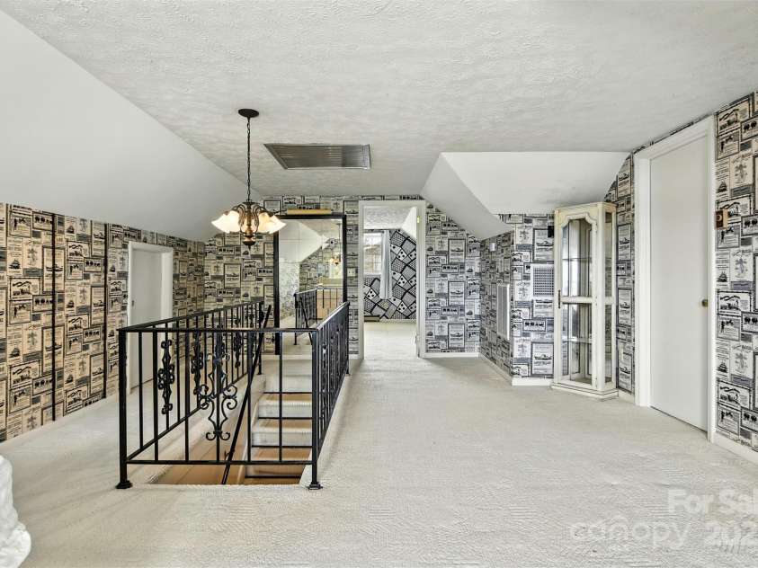 3968 US Hwy 321A Highway, Hudson, NC 28638.  MLS# CAR4324624, YatesRealty ID 32856. 