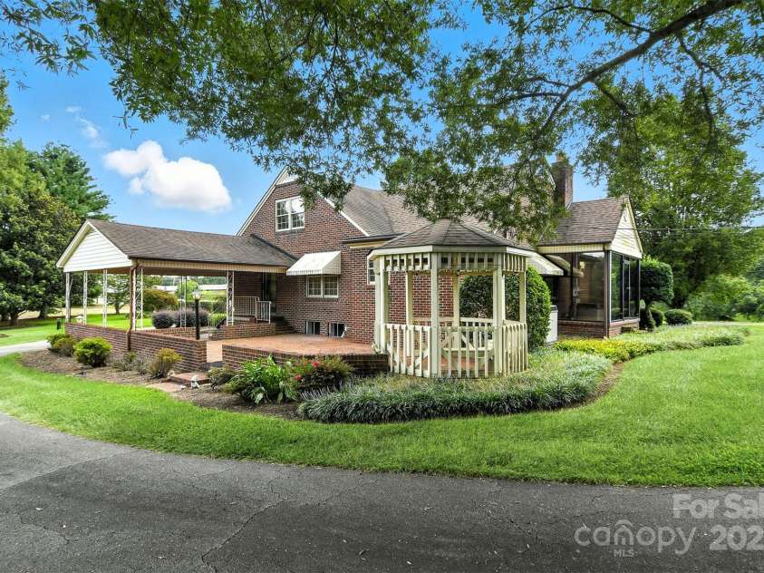 3968 US Hwy 321A Highway, Hudson, NC 28638.  MLS# CAR4324624, YatesRealty ID 32856. 