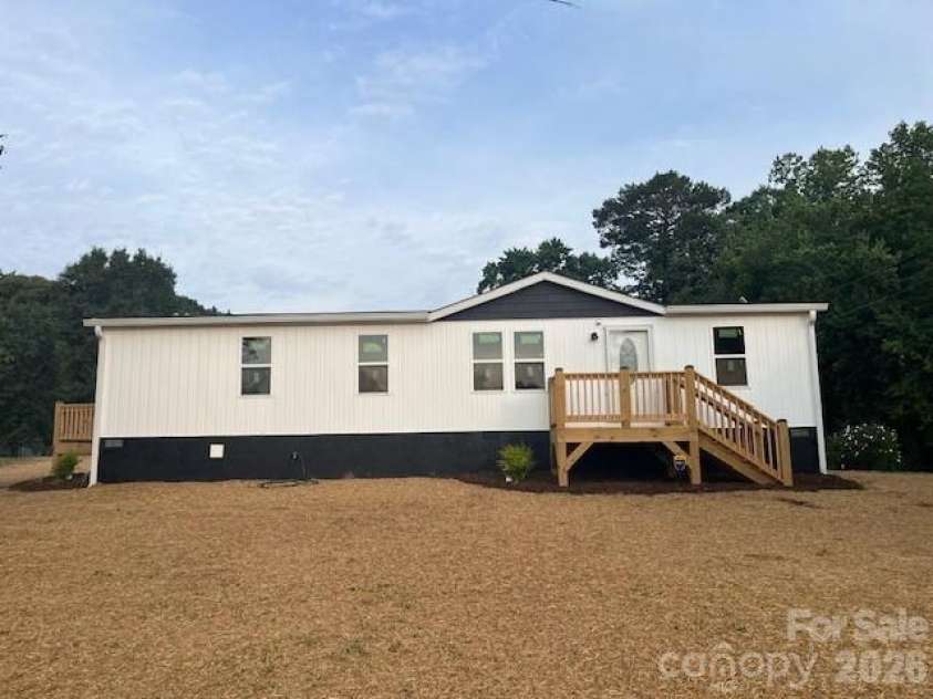 204 A L Fox Road, Taylorsville, NC 28681.  MLS# CAR4396602, YatesRealty ID 32857. 
