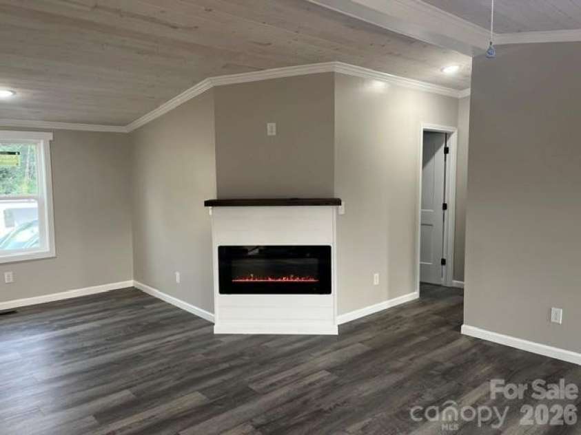 204 A L Fox Road, Taylorsville, NC 28681.  MLS# CAR4396602, YatesRealty ID 32857. 