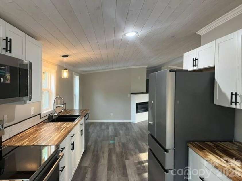 204 A L Fox Road, Taylorsville, NC 28681.  MLS# CAR4396602, YatesRealty ID 32857. 