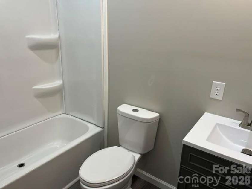 204 A L Fox Road, Taylorsville, NC 28681.  MLS# CAR4396602, YatesRealty ID 32857. 