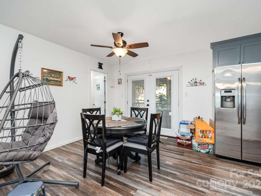 5707 Lewis Road, Gastonia, NC 28052.  MLS# CAR4281300, YatesRealty ID 32858. 