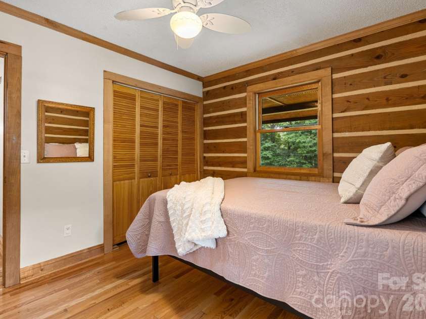 633 Wilson Lane, Boone, NC 28607.  MLS# CAR4397666, YatesRealty ID 32858. 