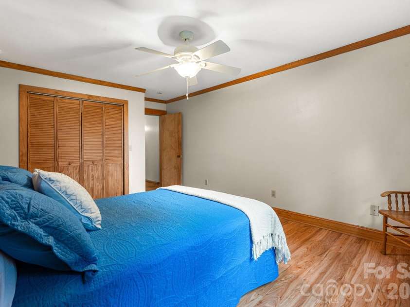 633 Wilson Lane, Boone, NC 28607.  MLS# CAR4397666, YatesRealty ID 32858. 