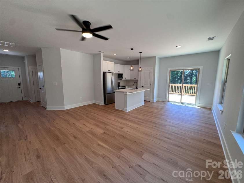 1980 Hillgate Avenue, Gastonia, NC 28054.  MLS# CAR4397191, YatesRealty ID 32861. 