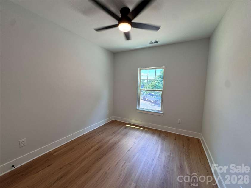 1980 Hillgate Avenue, Gastonia, NC 28054.  MLS# CAR4397191, YatesRealty ID 32861. 