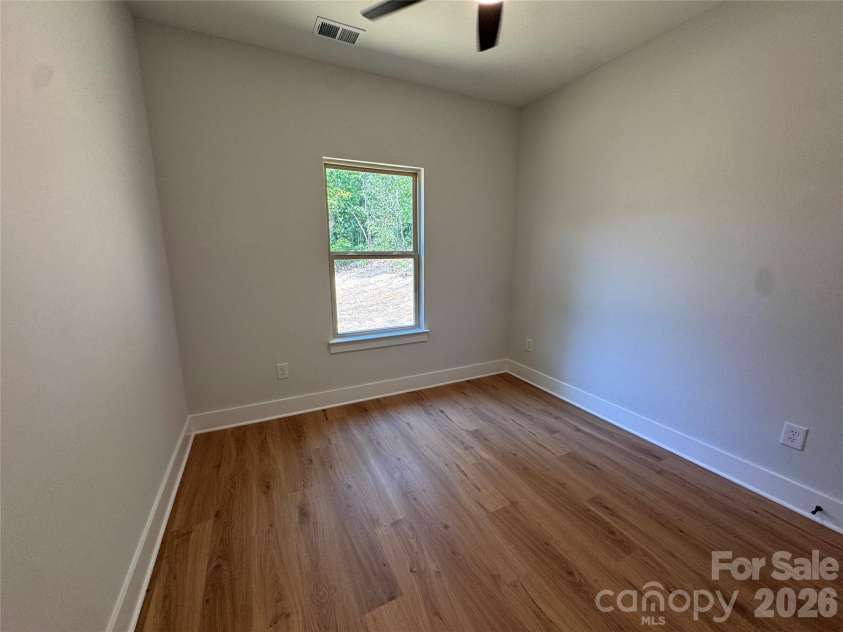 1980 Hillgate Avenue, Gastonia, NC 28054.  MLS# CAR4397191, YatesRealty ID 32861. 