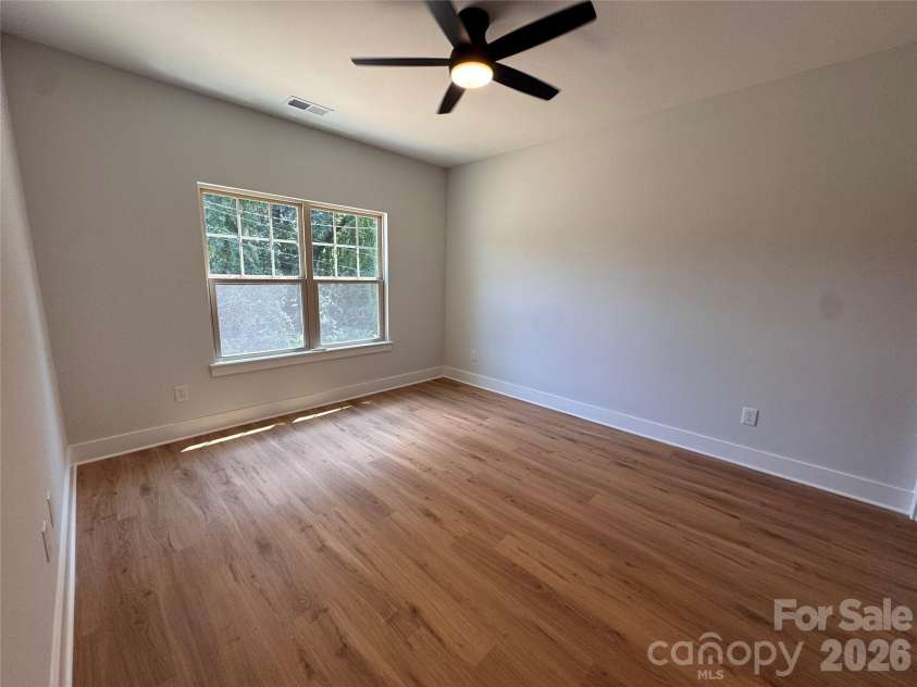 1980 Hillgate Avenue, Gastonia, NC 28054.  MLS# CAR4397191, YatesRealty ID 32861. 