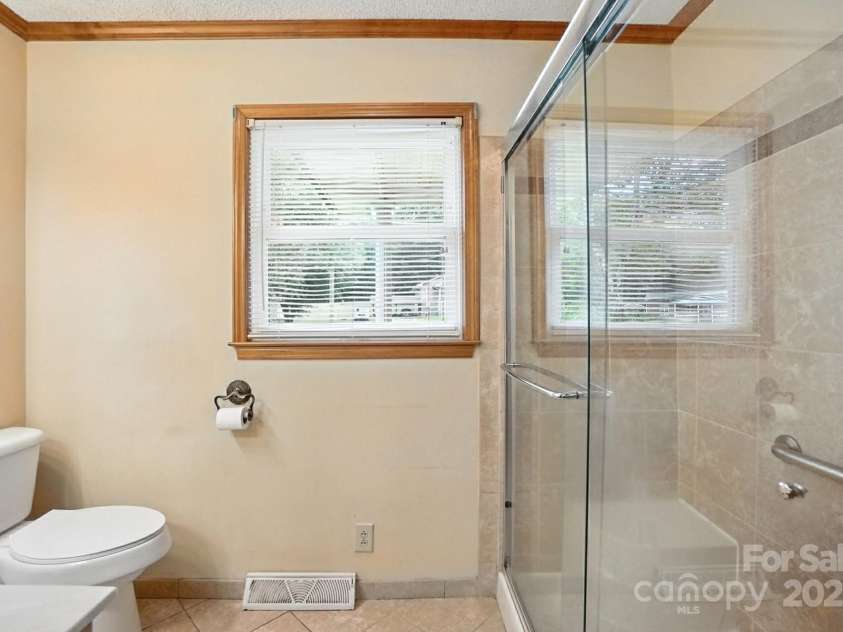 706 Stowe Drive, Lowell, NC 28098.  MLS# CAR4292362, YatesRealty ID 32862. 