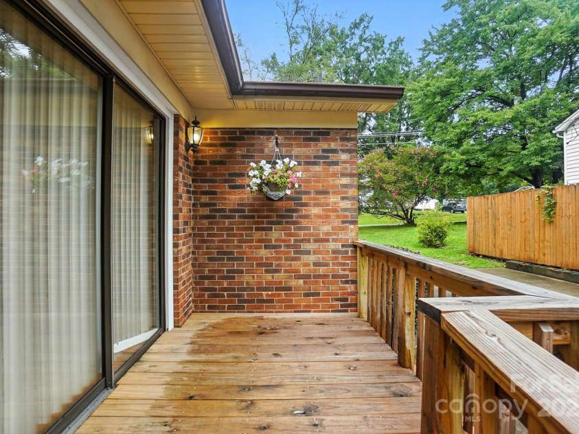 706 Stowe Drive, Lowell, NC 28098.  MLS# CAR4292362, YatesRealty ID 32862. 