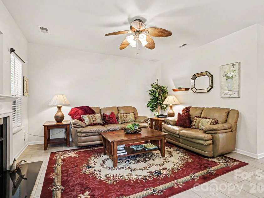 471 Delta Drive, Fort Mill, SC 29715.  MLS# CAR4393682, YatesRealty ID 32863. 