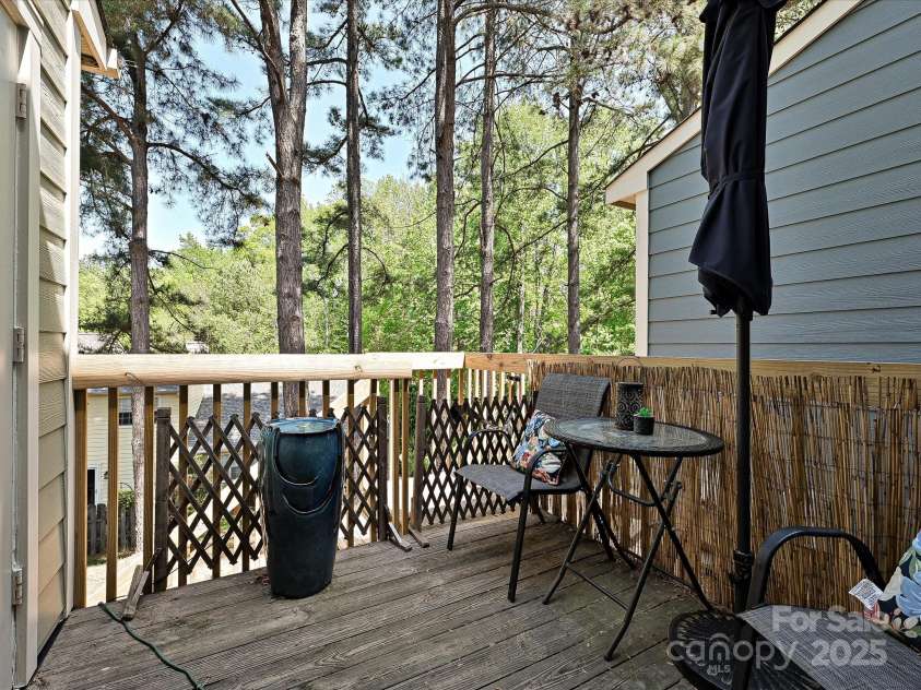 9305 Four Mile Creek Road, Charlotte, NC 28277.  MLS# CAR4244964, YatesRealty ID 32863. 