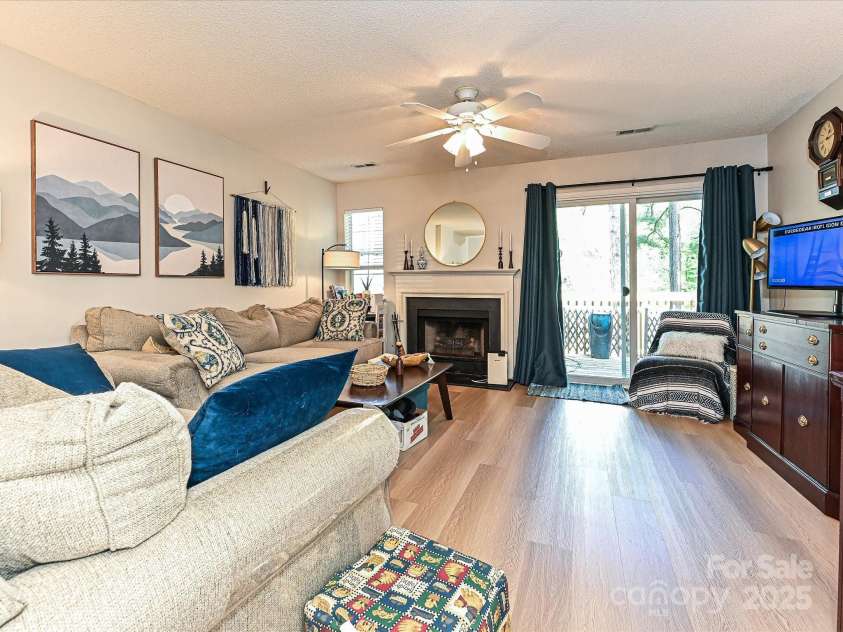 9305 Four Mile Creek Road, Charlotte, NC 28277.  MLS# CAR4244964, YatesRealty ID 32863. New Pella Windows and Sliding Glass Door