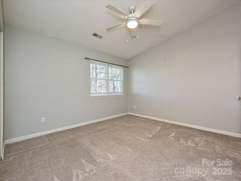 9305 Four Mile Creek Road, Charlotte, NC 28277.  MLS# CAR4332192, YatesRealty ID 32863. Primary Bedroom 