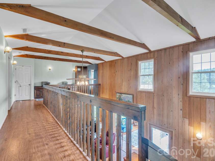 412 Smith Road, Landrum, SC 29356.  MLS# CAR4397235, YatesRealty ID 32865. 