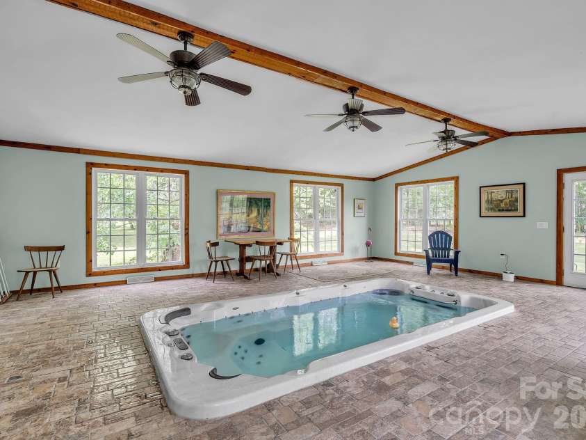 412 Smith Road, Landrum, SC 29356.  MLS# CAR4397235, YatesRealty ID 32865. 