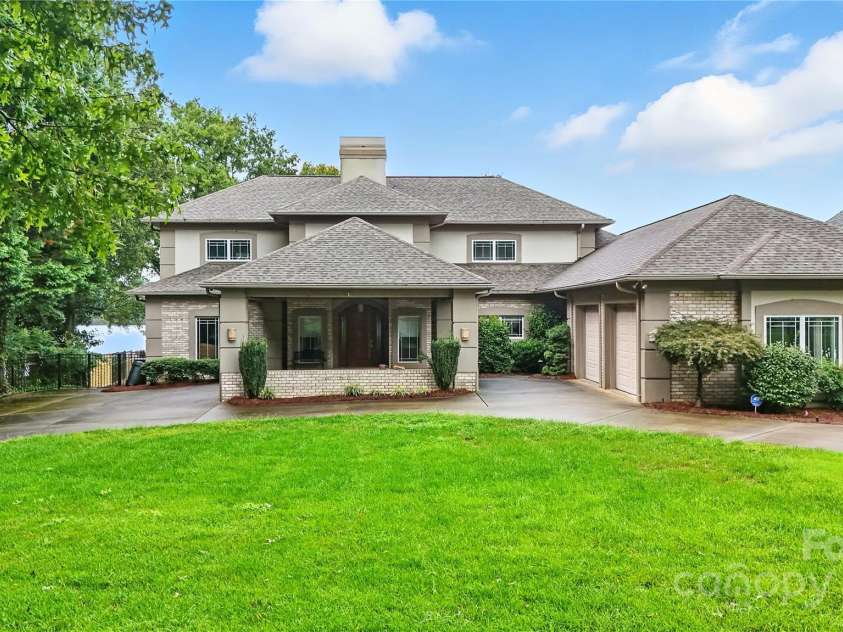 111 Keel Court, Mooresville, NC 28117.  MLS# CAR4287442, YatesRealty ID 32866. 
