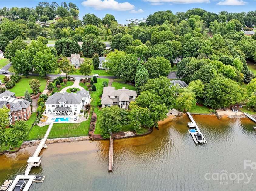 111 Keel Court, Mooresville, NC 28117.  MLS# CAR4287442, YatesRealty ID 32866. 