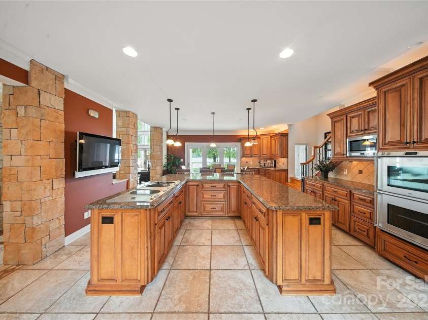 111 Keel Court, Mooresville, NC 28117.  MLS# CAR4287442, YatesRealty ID 32866. 