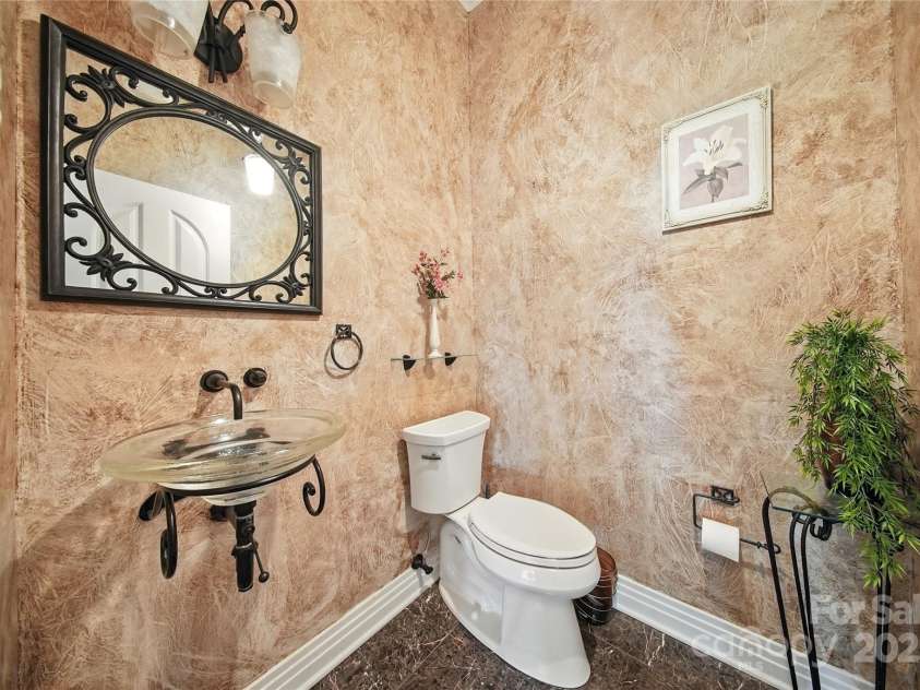111 Keel Court, Mooresville, NC 28117.  MLS# CAR4287442, YatesRealty ID 32866. Half bath