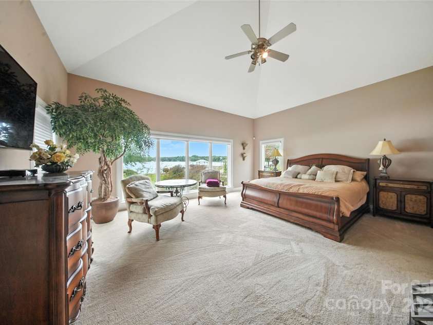 111 Keel Court, Mooresville, NC 28117.  MLS# CAR4287442, YatesRealty ID 32866. Primary Bedroom