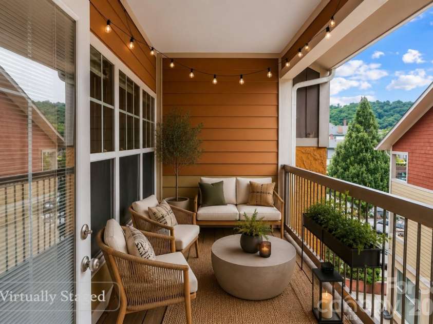 125 Lexington Avenue, Asheville, NC 28801.  MLS# CAR4397419, YatesRealty ID 32867. Virtually Staged Balcony