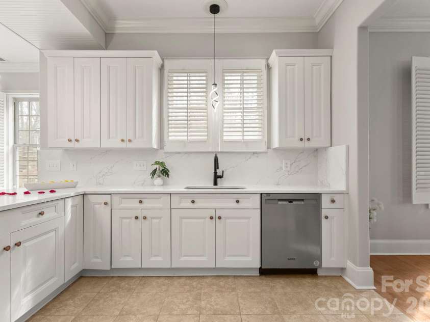 9821 adison gray Lane, Charlotte, NC 28270.  MLS# CAR4348805, YatesRealty ID 3287. 