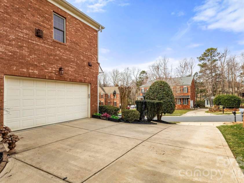 9821 adison gray Lane, Charlotte, NC 28270.  MLS# CAR4348805, YatesRealty ID 3287. 