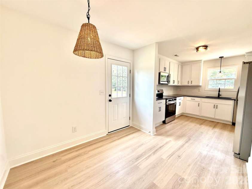 121 Beaver Street, Landis, NC 28088.  MLS# CAR4397337, YatesRealty ID 32870. 