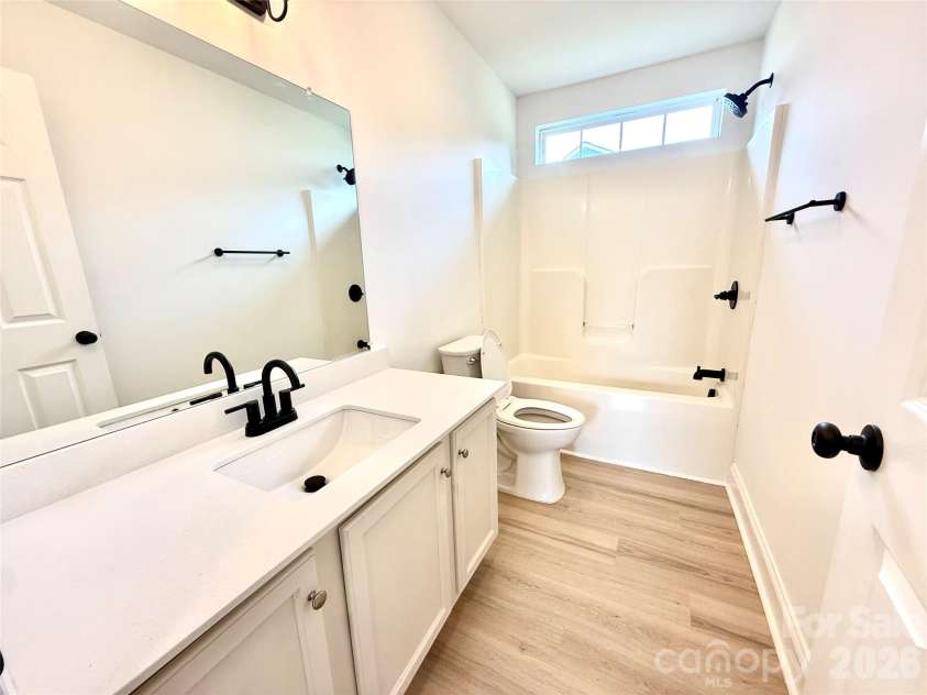 121 Beaver Street, Landis, NC 28088.  MLS# CAR4397337, YatesRealty ID 32870. 