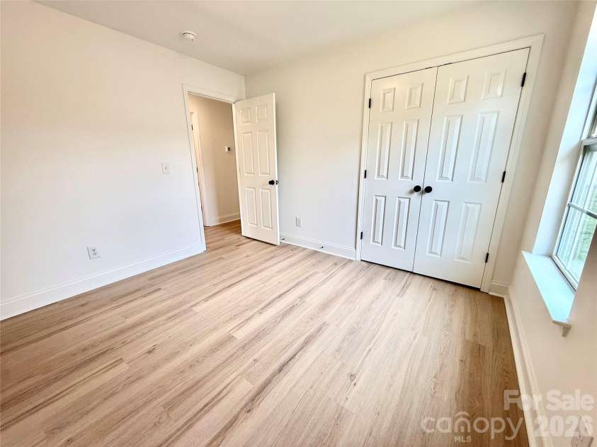 121 Beaver Street, Landis, NC 28088.  MLS# CAR4397337, YatesRealty ID 32870. 