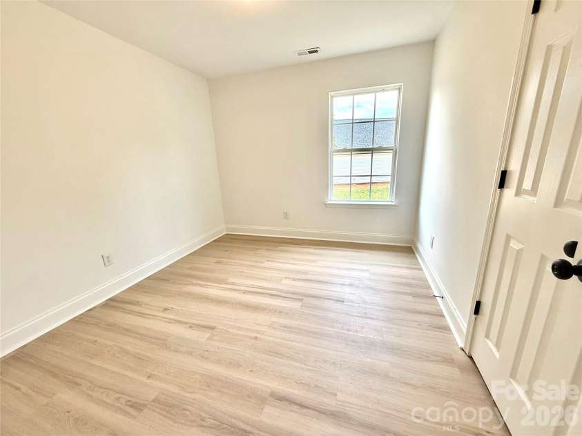 121 Beaver Street, Landis, NC 28088.  MLS# CAR4397337, YatesRealty ID 32870. 