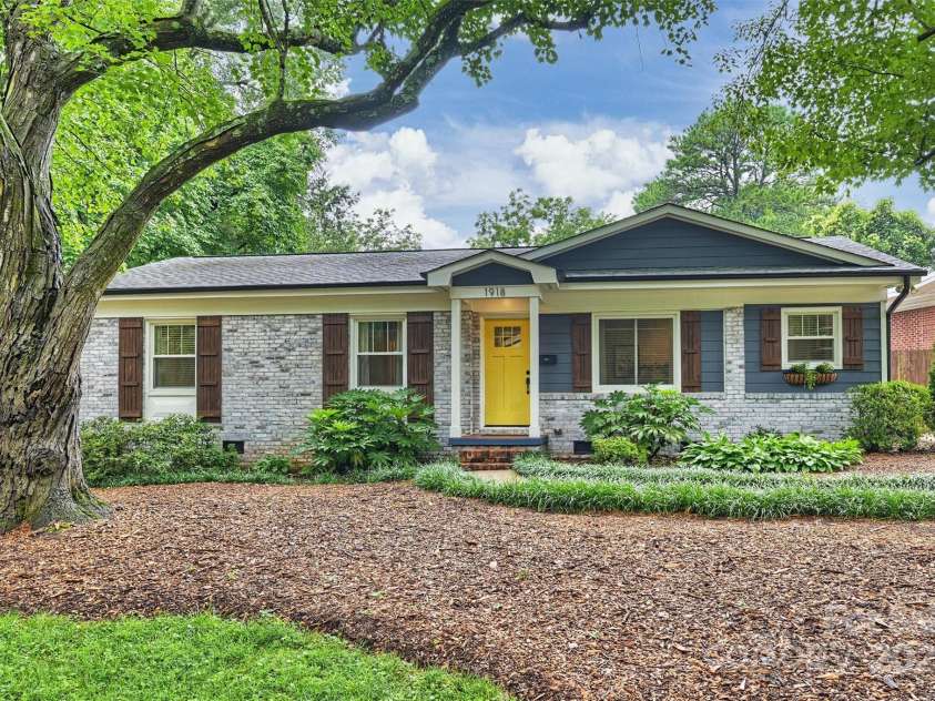 1918 Woodland Drive, Charlotte, NC 28205.  MLS# CAR4290808, YatesRealty ID 32871. 