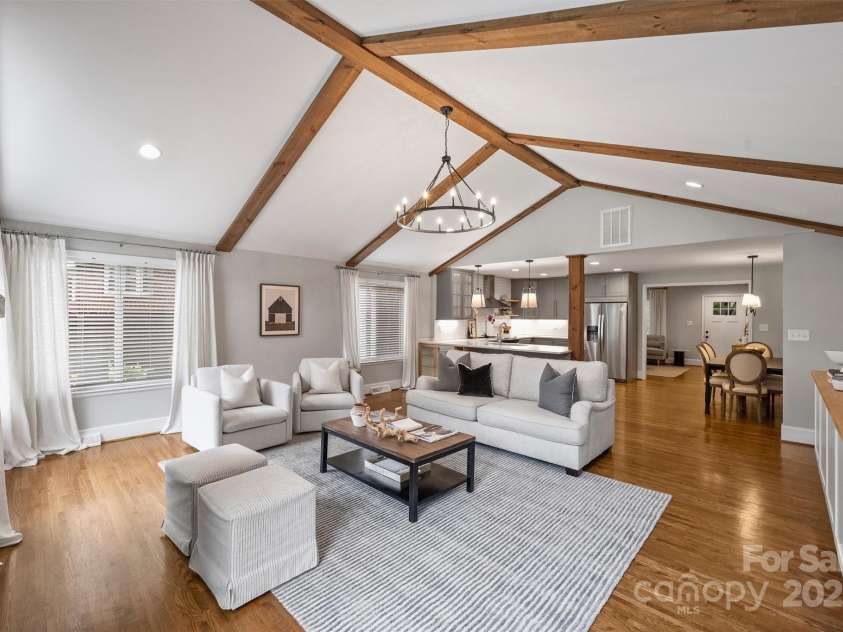 1918 Woodland Drive, Charlotte, NC 28205.  MLS# CAR4290808, YatesRealty ID 32871. 