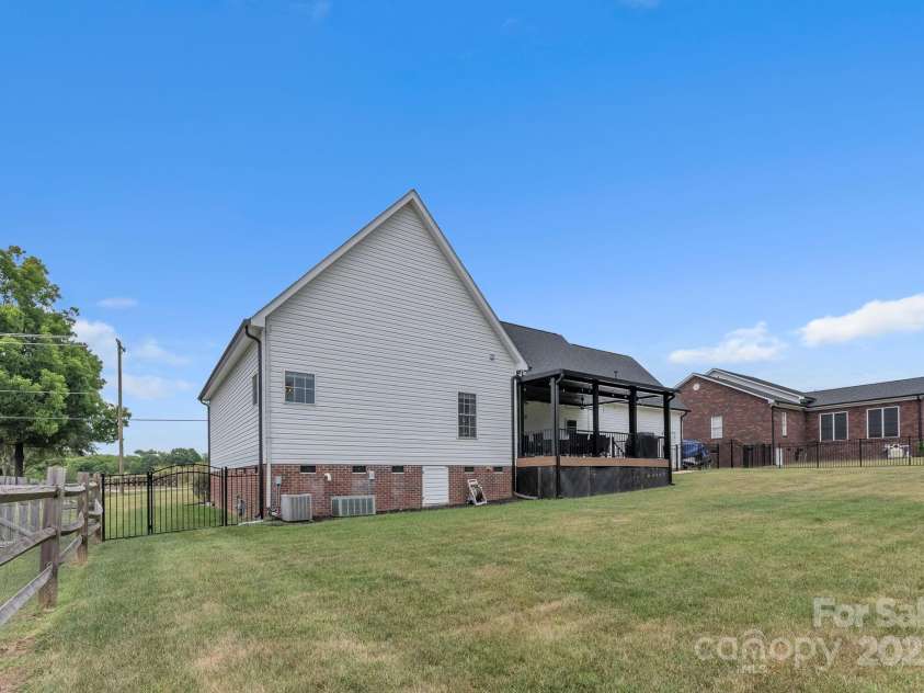 2261 Stallings Road, Harrisburg, NC 28075.  MLS# CAR4281863, YatesRealty ID 32872. 