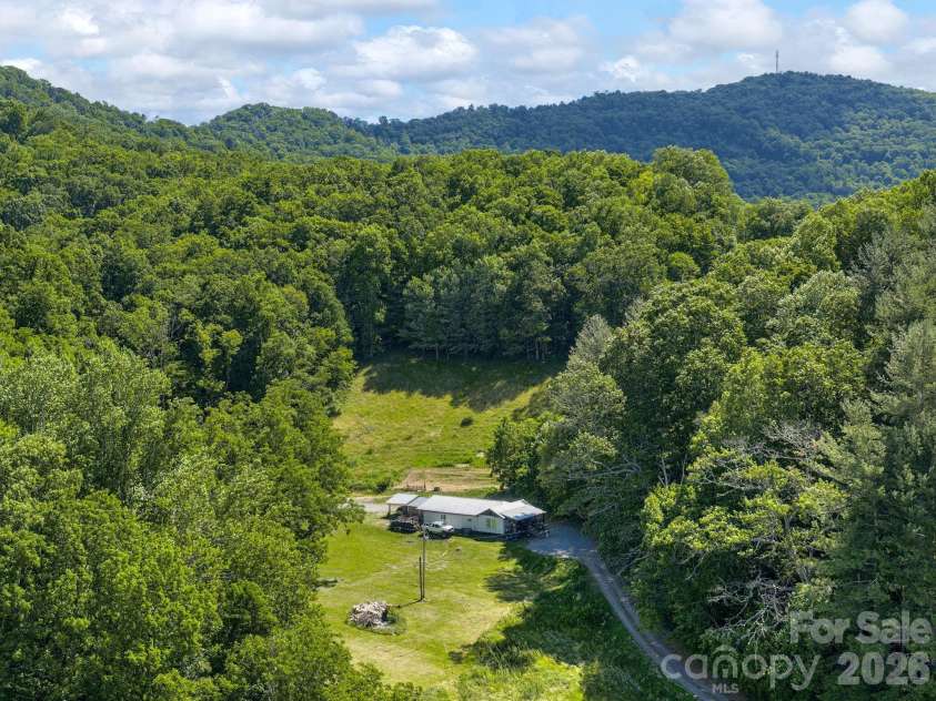 181 Harley Davidson Drive, Canton, NC 28716.  MLS# CAR4379451, YatesRealty ID 32873. 