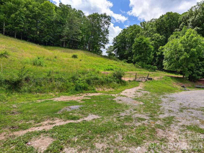 181 Harley Davidson Drive, Canton, NC 28716.  MLS# CAR4379451, YatesRealty ID 32873. 
