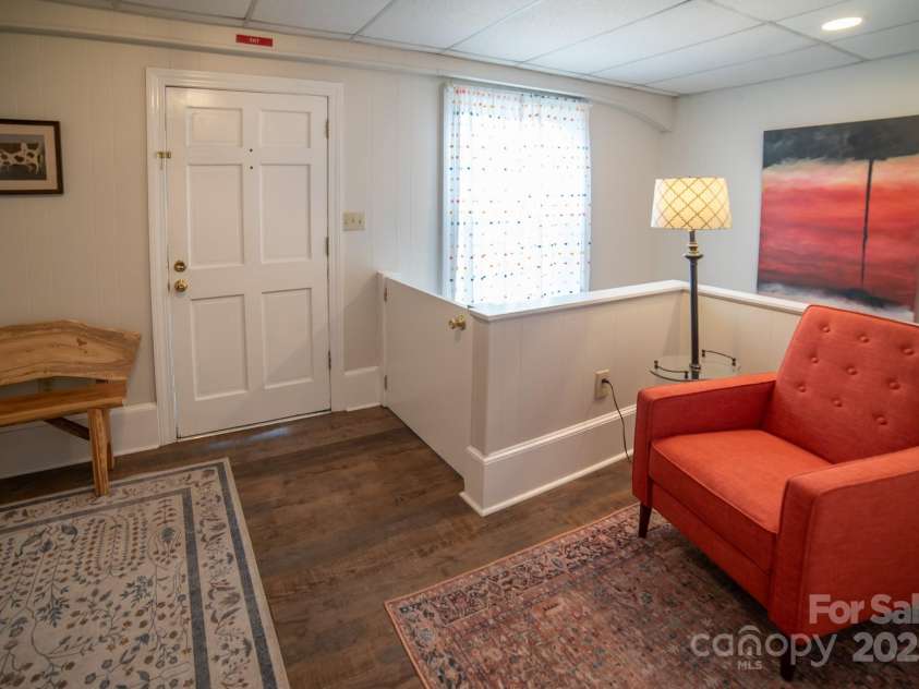 332 Mulberry Street, Lenoir, NC 28645.  MLS# CAR4289175, YatesRealty ID 32873. 