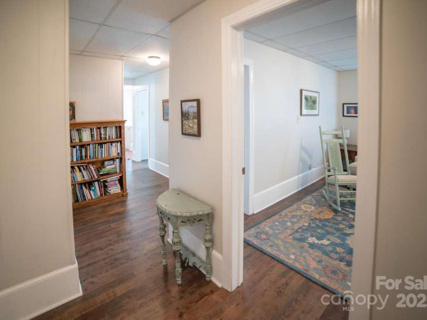 332 Mulberry Street, Lenoir, NC 28645.  MLS# CAR4289175, YatesRealty ID 32873. 