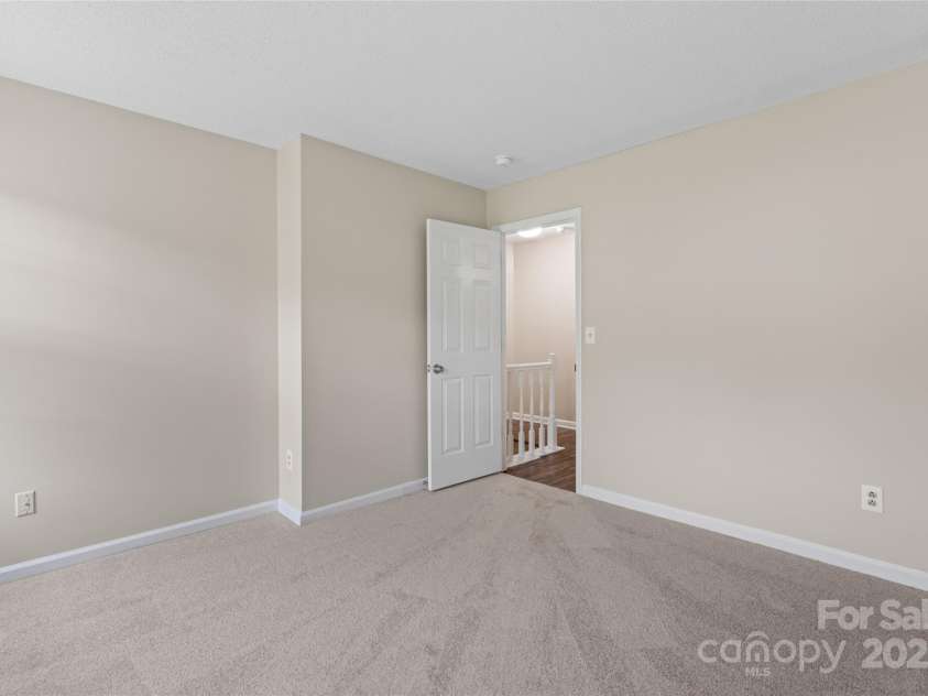 2813 Silkstream Lane, Charlotte, NC 28262.  MLS# CAR4290261, YatesRealty ID 32874. 