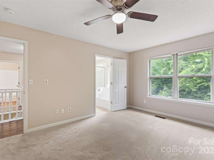 2813 Silkstream Lane, Charlotte, NC 28262.  MLS# CAR4290261, YatesRealty ID 32874. 