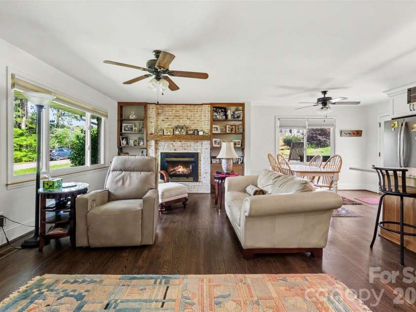 7107 Rolling Hills Drive, Sherrills Ford, NC 28673.  MLS# CAR4396922, YatesRealty ID 32874. Living Room