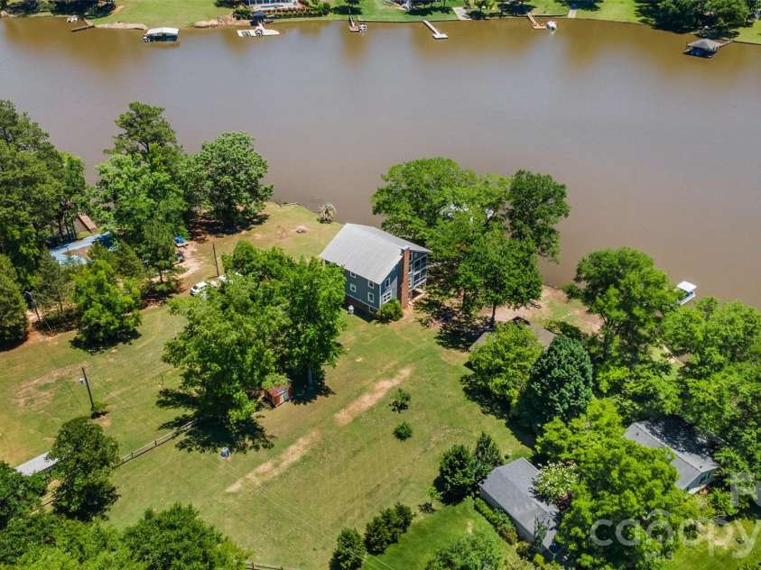 2450 Cottage Lane, Liberty Hill, SC 29074.  MLS# CAR4389251, YatesRealty ID 32875. 