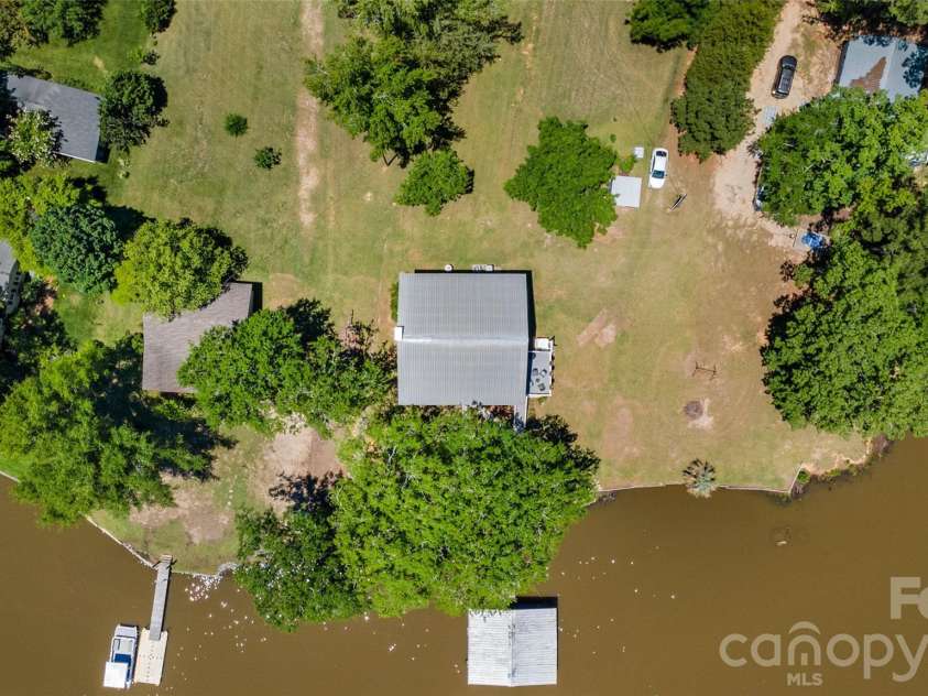 2450 Cottage Lane, Liberty Hill, SC 29074.  MLS# CAR4389251, YatesRealty ID 32875. 