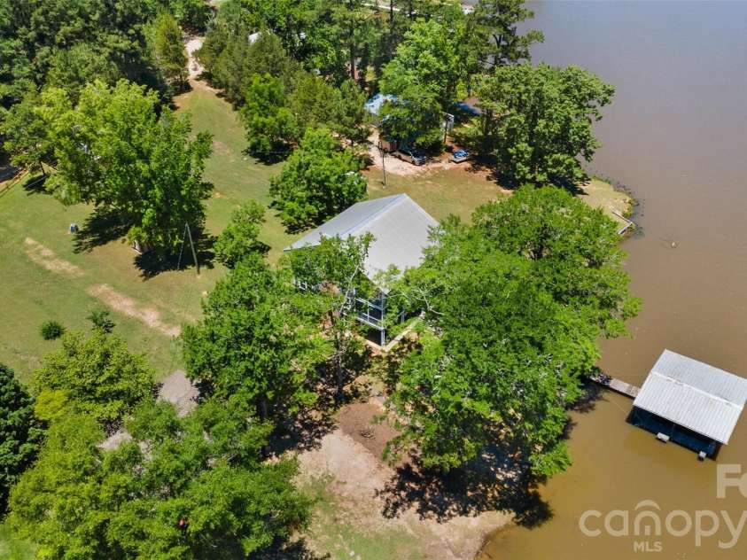 2450 Cottage Lane, Liberty Hill, SC 29074.  MLS# CAR4389251, YatesRealty ID 32875. 