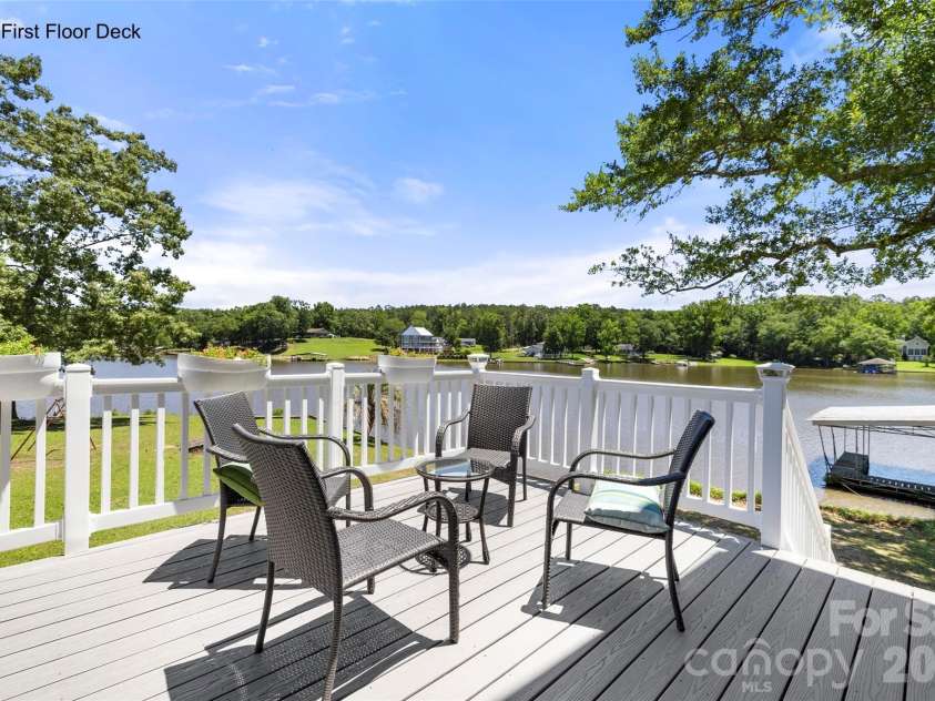 2450 Cottage Lane, Liberty Hill, SC 29074.  MLS# CAR4389251, YatesRealty ID 32875. 