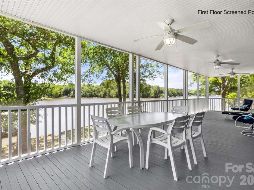 2450 Cottage Lane, Liberty Hill, SC 29074.  MLS# CAR4389251, YatesRealty ID 32875. 