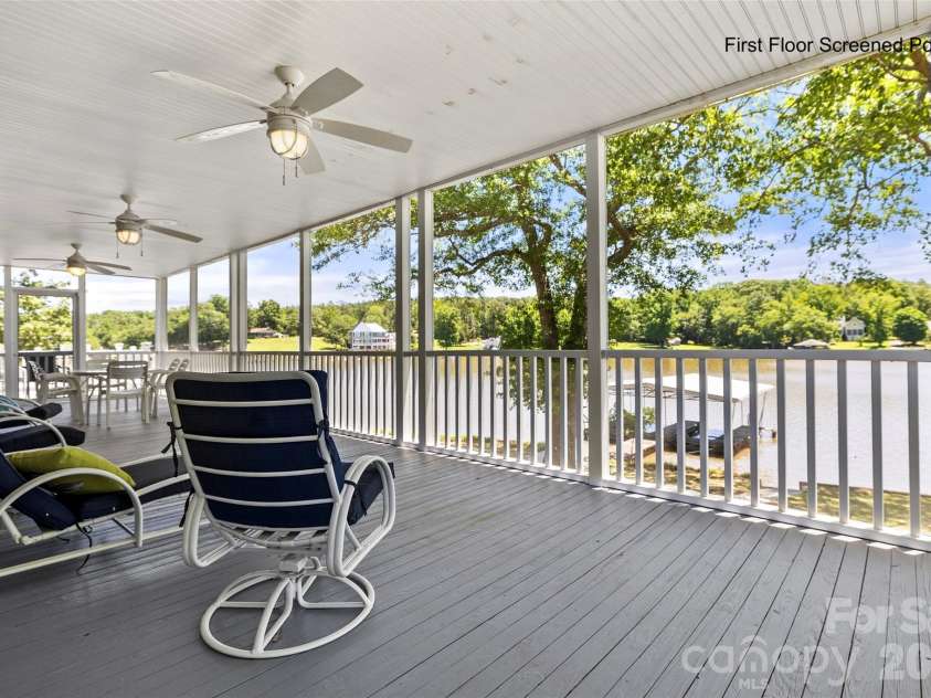 2450 Cottage Lane, Liberty Hill, SC 29074.  MLS# CAR4389251, YatesRealty ID 32875. 